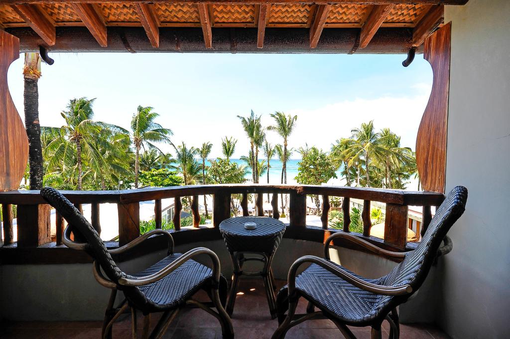 Red Coconut Beach Hotel Boracay