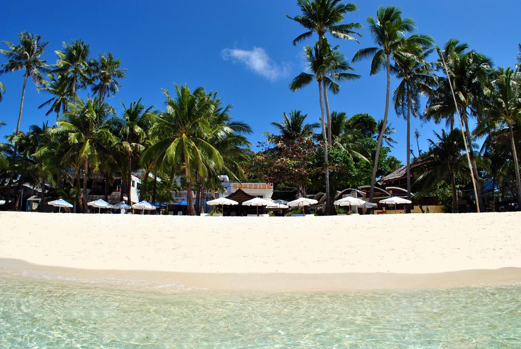 Surfside Boracay Resort And Spa