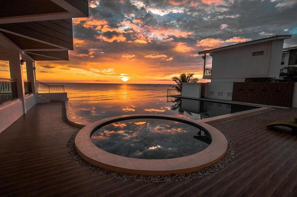 Brisa Marina, Beachfront Resort
